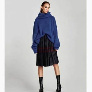 Zara Navy Pleated Midi Skirt with Burgundy Stripes